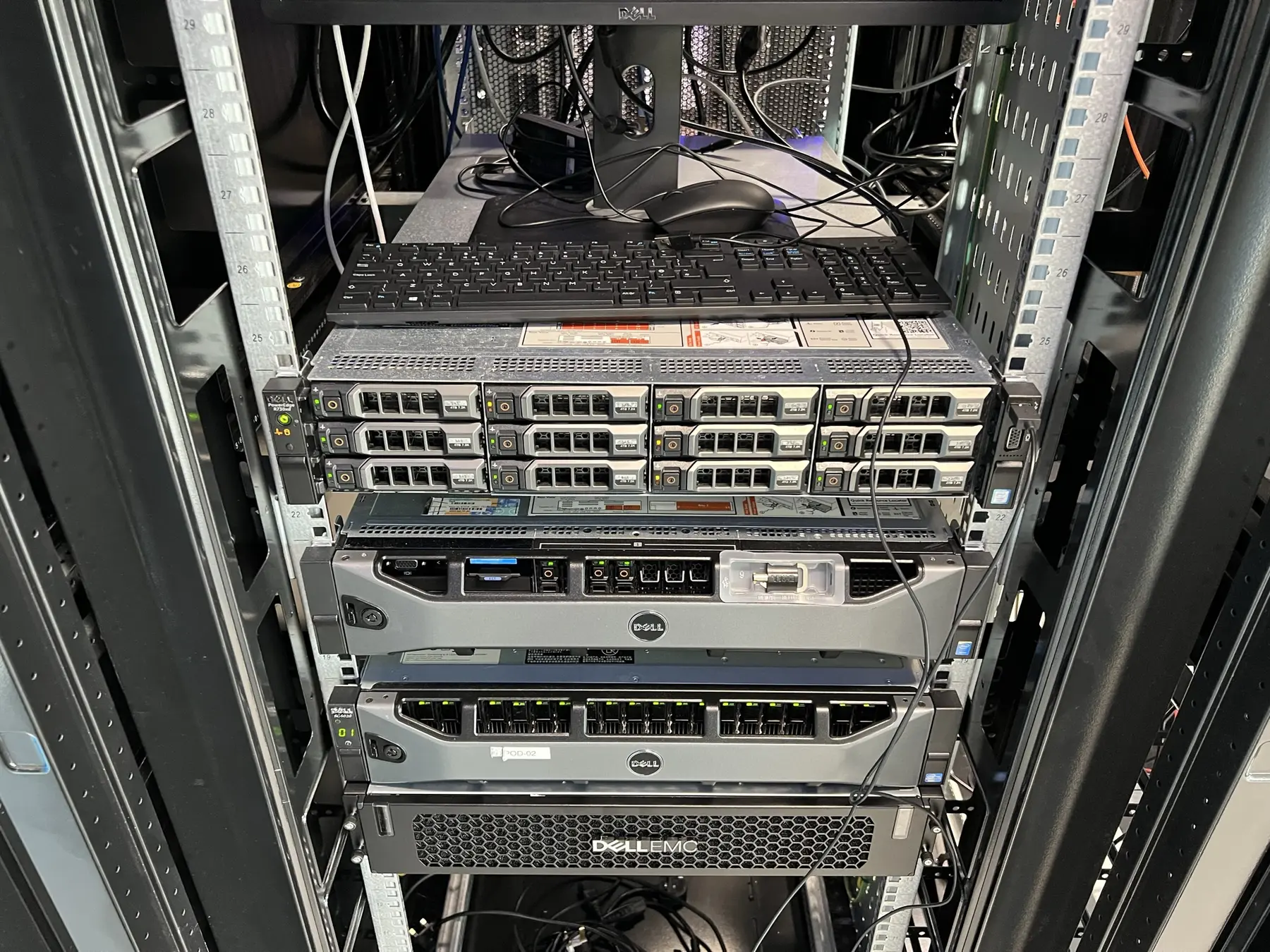 IT Support & Consulting — photo 2